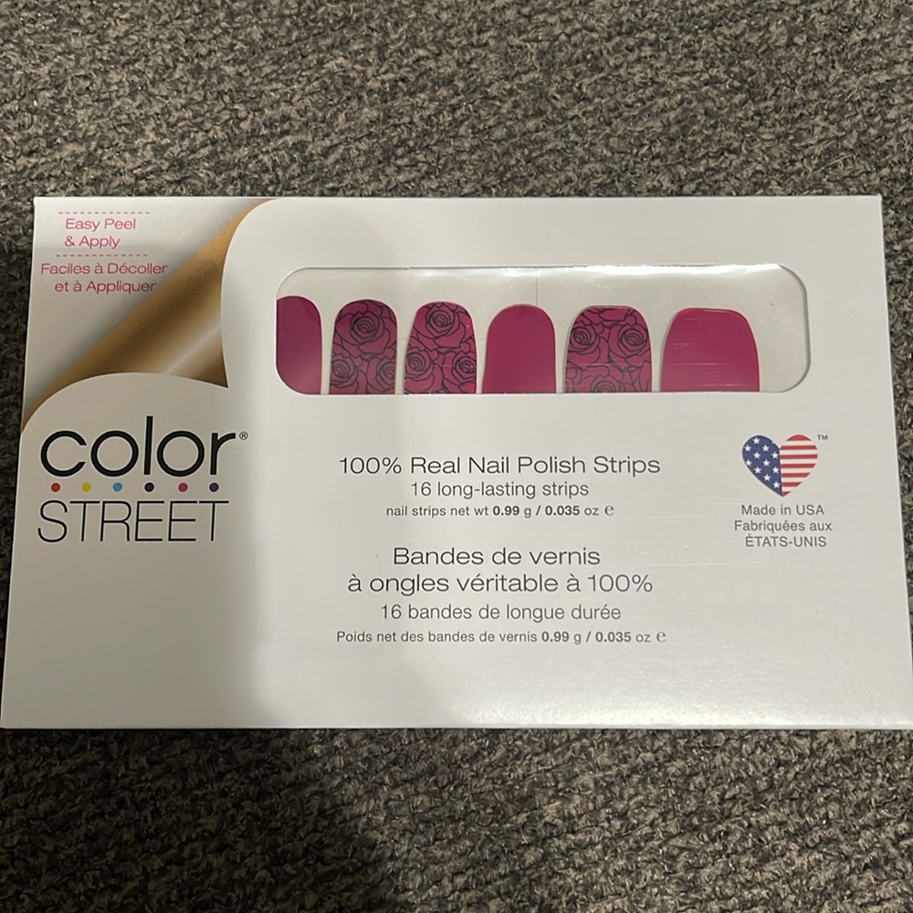 ColorStreet Nail Strips *Rose Goes*